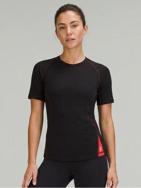 ICEBREAKER GT 200 Merino Wool Technical Base Layer T-Shirt - Women's M